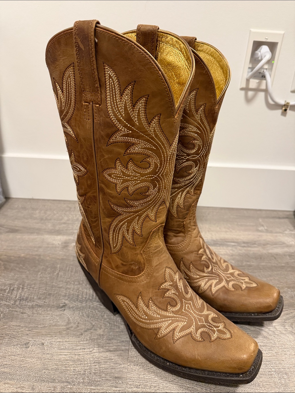Ariat Circuit Rosewood Western Boots Women’s Square Toe Leather Cowgirl 11b